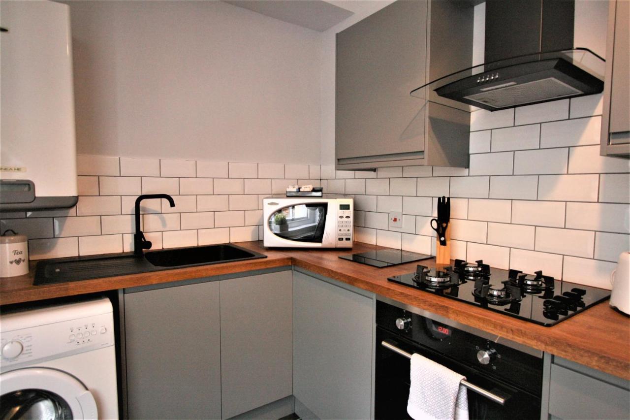 Nelson By The Docks Serviced Apartments By Roomsbooked Gloucester Ngoại thất bức ảnh